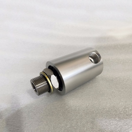 中心出水旋转接头